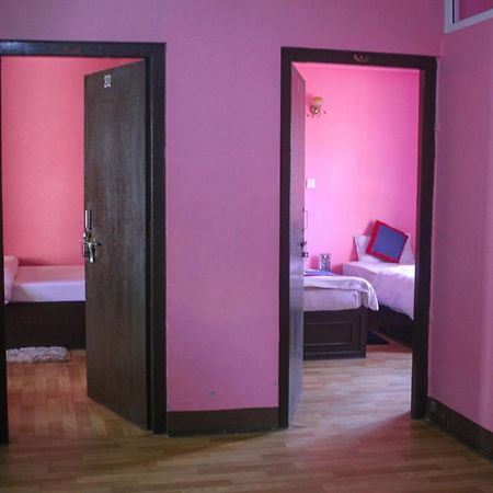 Hotel Chandragiri Paradise Катманду Экстерьер фото