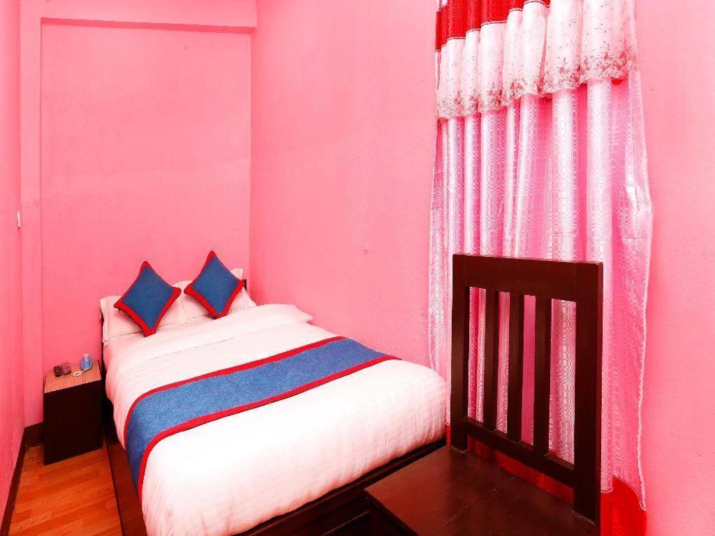 Hotel Chandragiri Paradise Катманду Экстерьер фото