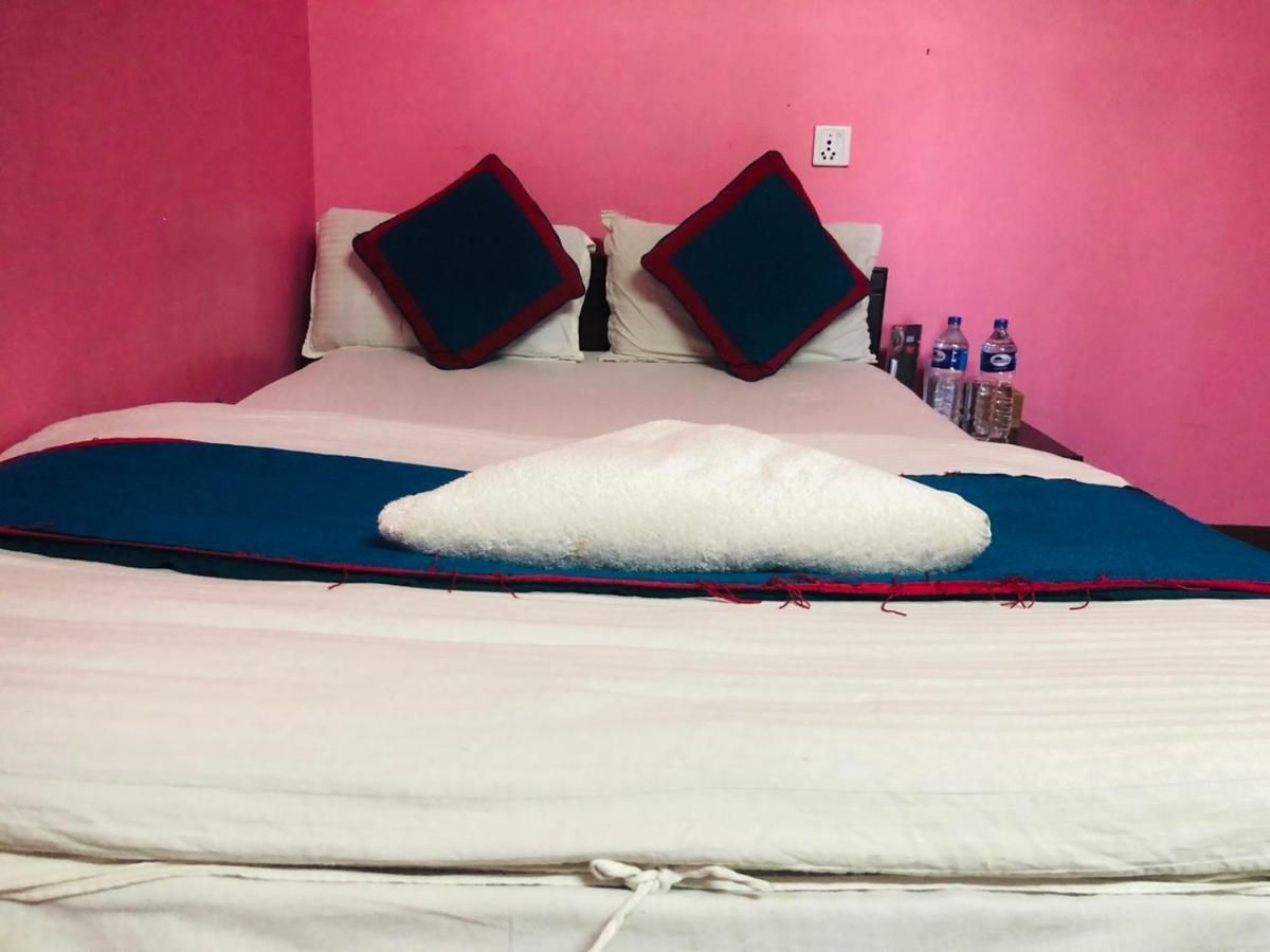 Hotel Chandragiri Paradise Катманду Экстерьер фото