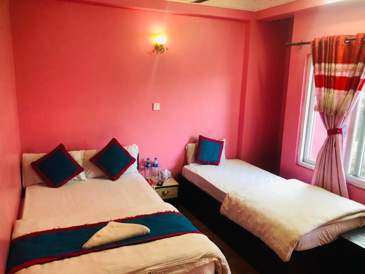 Hotel Chandragiri Paradise Катманду Экстерьер фото