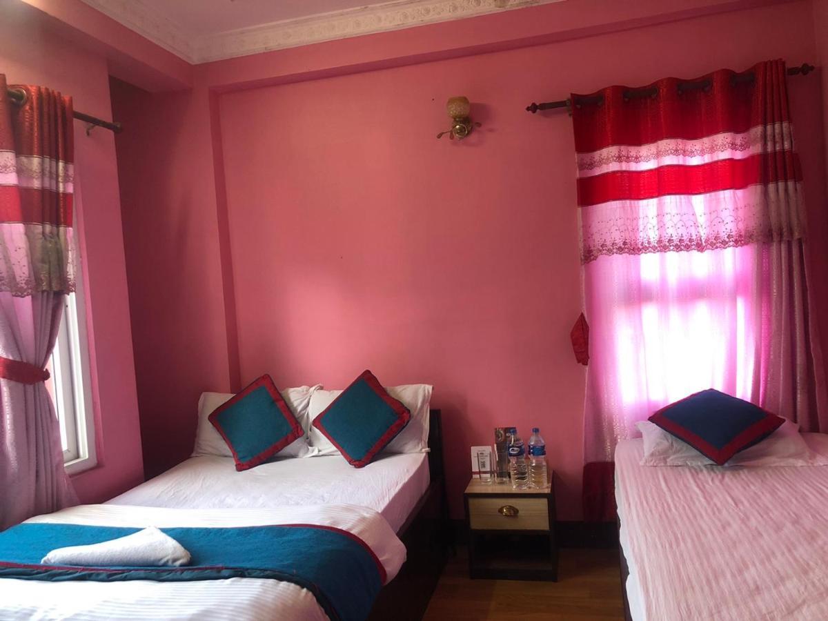 Hotel Chandragiri Paradise Катманду Экстерьер фото