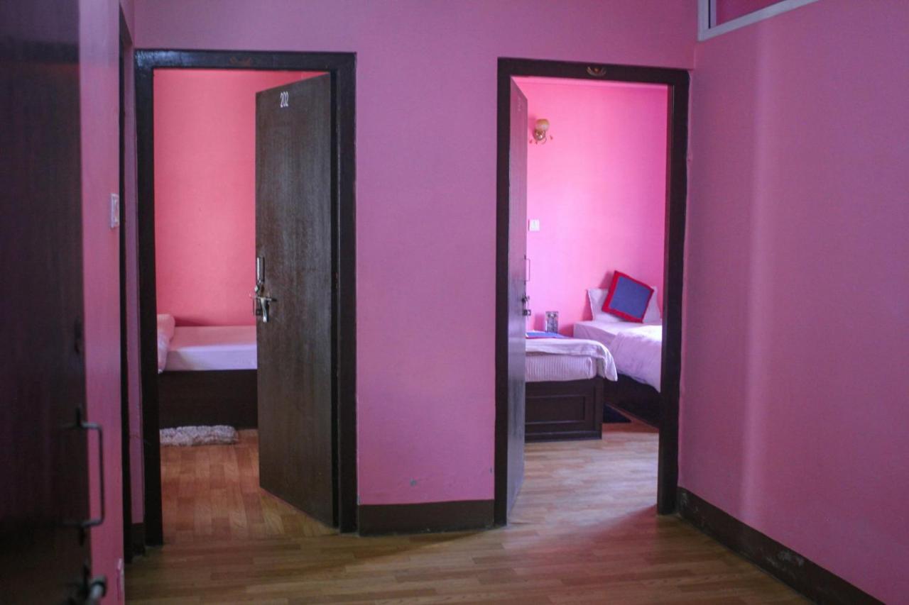 Hotel Chandragiri Paradise Катманду Экстерьер фото