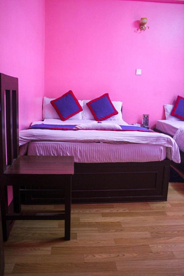 Hotel Chandragiri Paradise Катманду Экстерьер фото