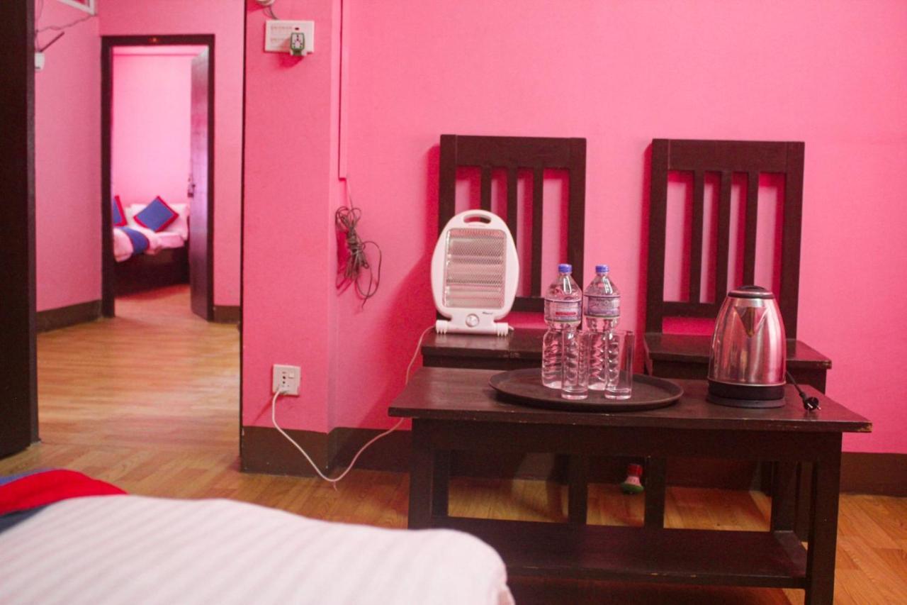 Hotel Chandragiri Paradise Катманду Экстерьер фото